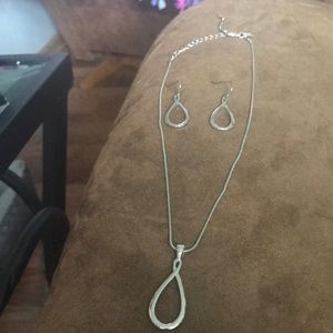 Lia Sophia jewelry set